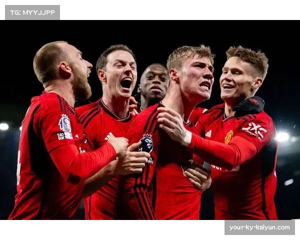 曼联与维拉欧冠席位直接竞争 两队积分仅差1分 曼联与维拉欧冠席位直接竞争 两队积分仅差1分